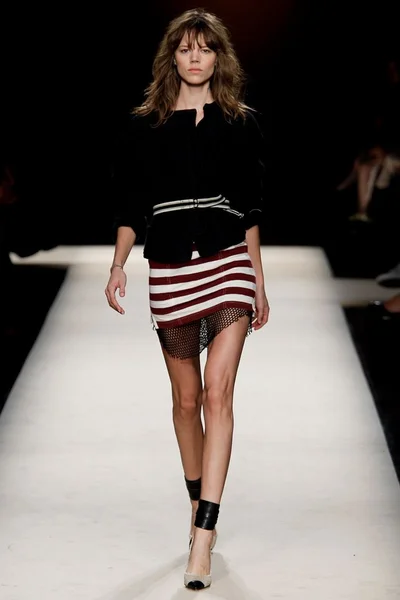 Look 40
